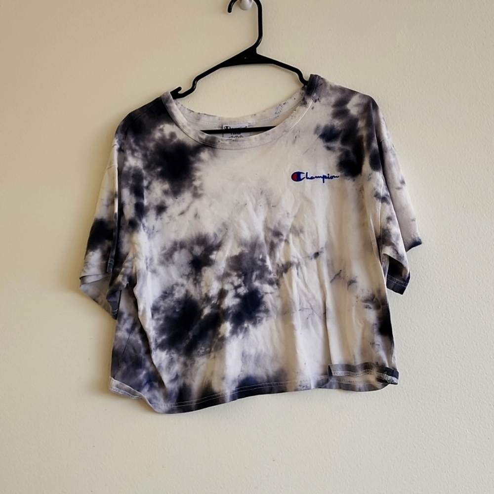 Champion cropped shirt